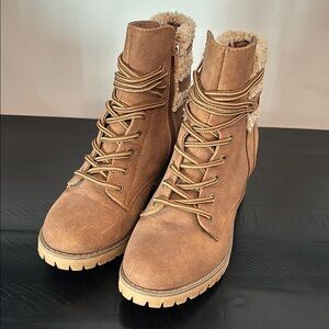 Women's Tan Lace-Up Boots